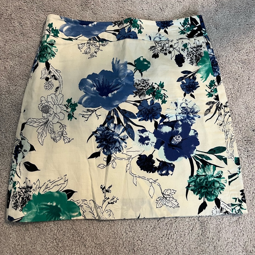 Floral Loft skirt
